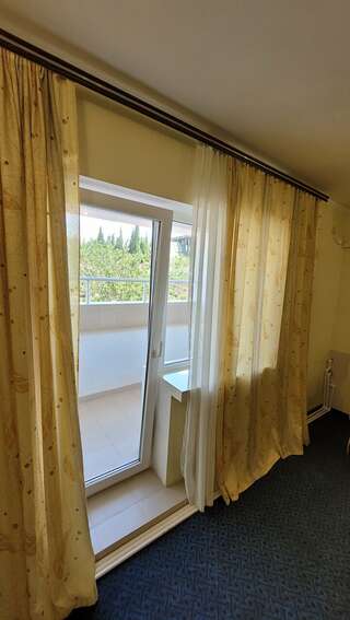 Гостиница Тимора Севастополь Семейный номер Делюкс-6