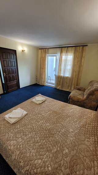 Гостиница Тимора Севастополь Семейный номер Делюкс-5