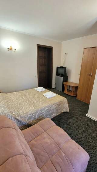 Гостиница Тимора Севастополь Семейный номер-2